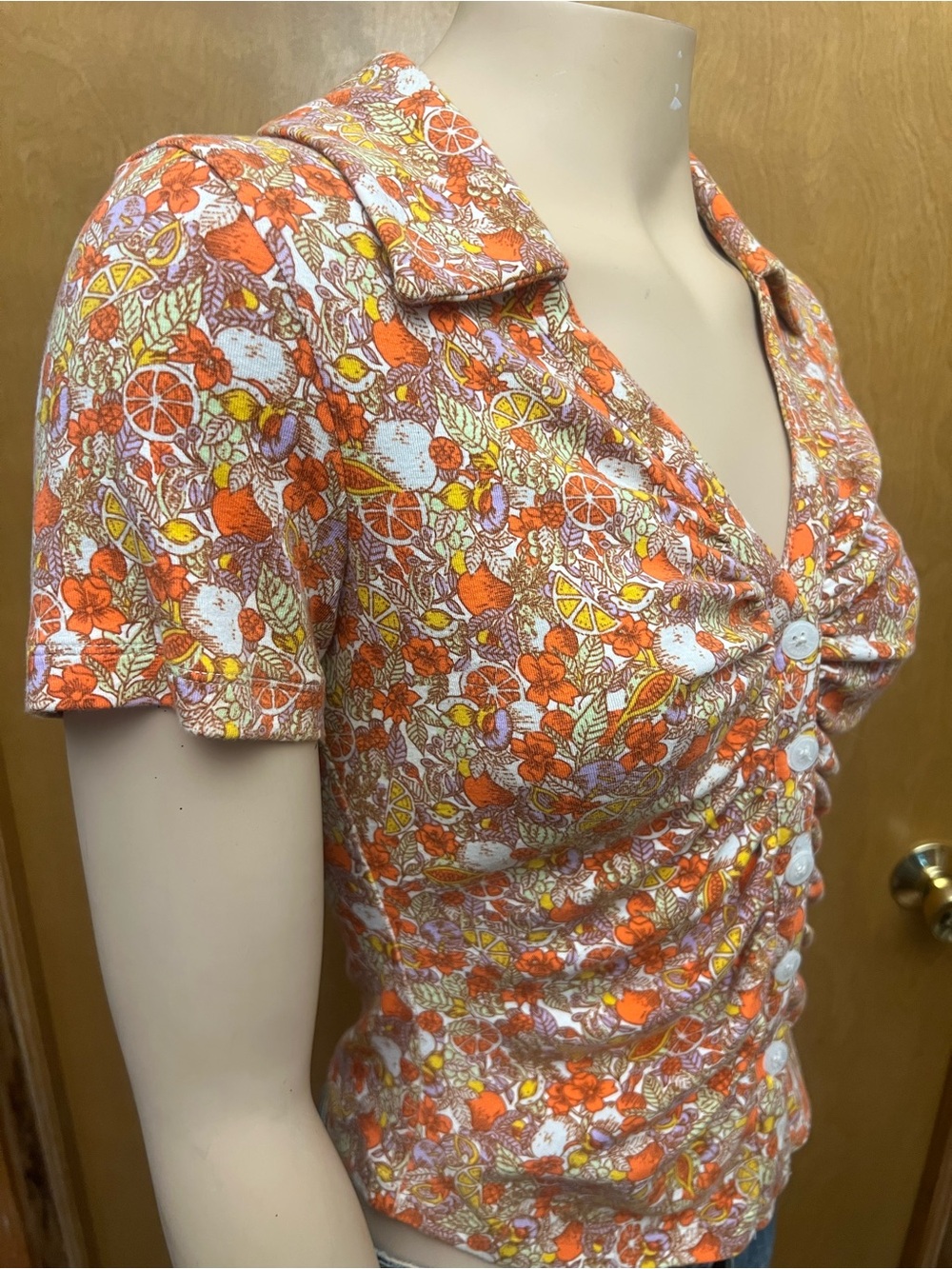 Anthropologie Maeve Ruched Button-Front Citrus/Floral Top, seen on General Hosp! - Picture 5 of 16